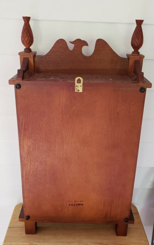 VINTAGE PILLAR & SPLAT CLOCK RUNNING CONDITION SHELF or WALL HANGER - Image 9